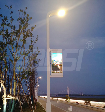 舟山萬(wàn)丈塘智慧燈桿