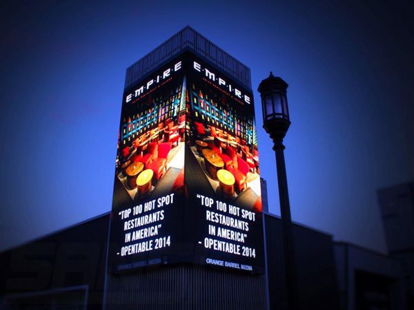 美國馬薩諸塞州波士頓市活動(dòng)中心室外led全彩顯示屏