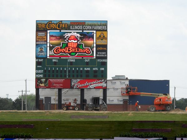 美國伊利諾伊大學體育場led室內(nèi)全彩屏