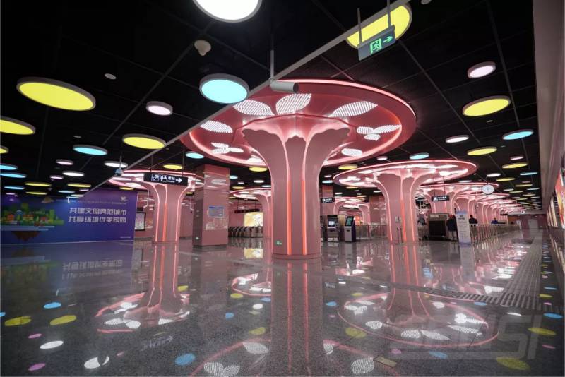 錢湖南路地鐵站實(shí)景 錢湖南路地鐵站實(shí)景