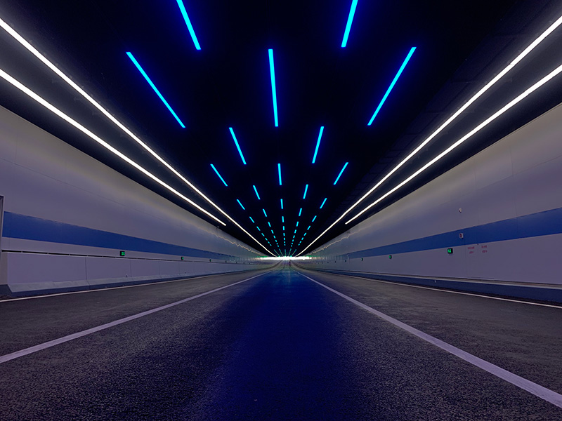 隧道,智能,光環(huán)境,系統(tǒng),正式投用,交通導(dǎo)航,新紀(jì)元