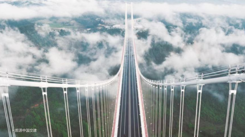 大國交通,之云南,抵御復雜環(huán)境,三思LED路隧照明,鑄就交通豐碑