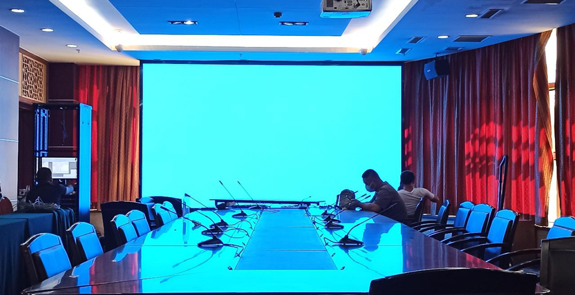 新疆烏魯木齊,石化公司,辦公樓大廳,室內(nèi)全彩LED屏,LED顯示屏