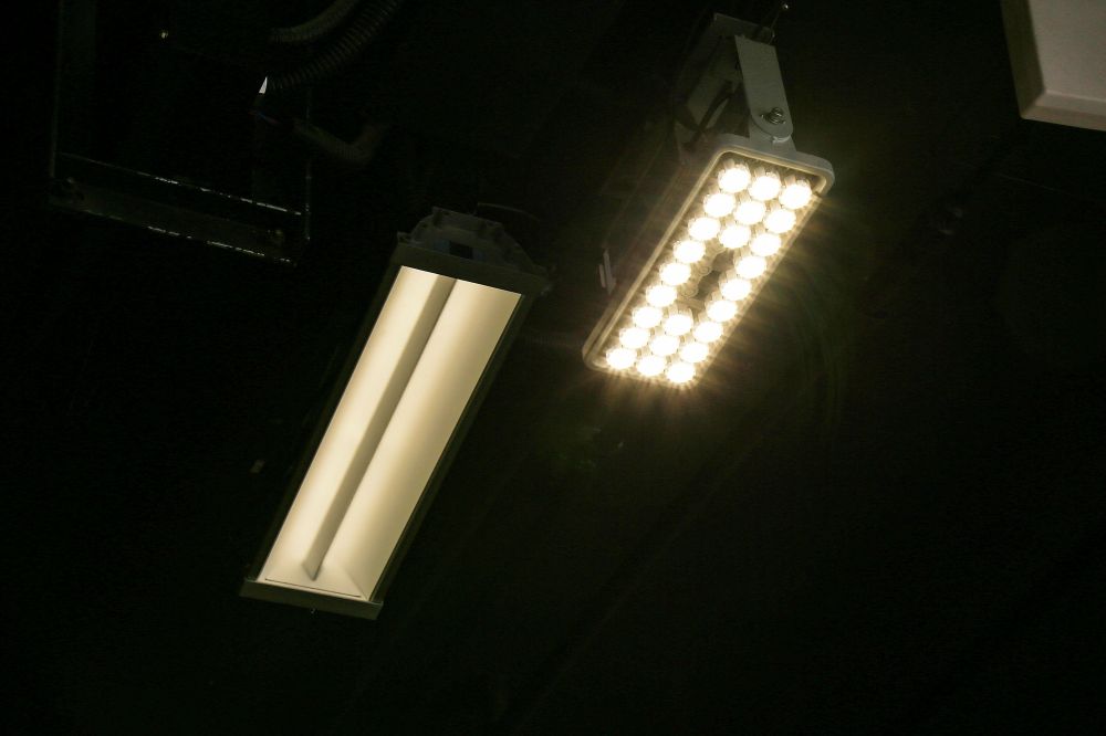 點亮,上海,東西大通道,全國至少,2500條隧道,跟閔行,這家企業(yè),相關