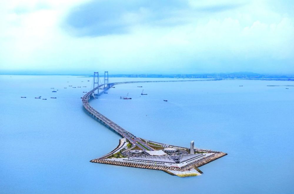 點亮,上海,東西大通道,全國至少,2500條隧道,跟閔行,這家企業(yè),相關