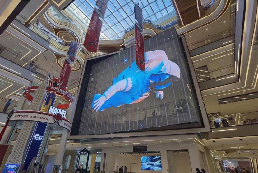 透明屏,LED屏,LED技術(shù),實現(xiàn),超高透光率