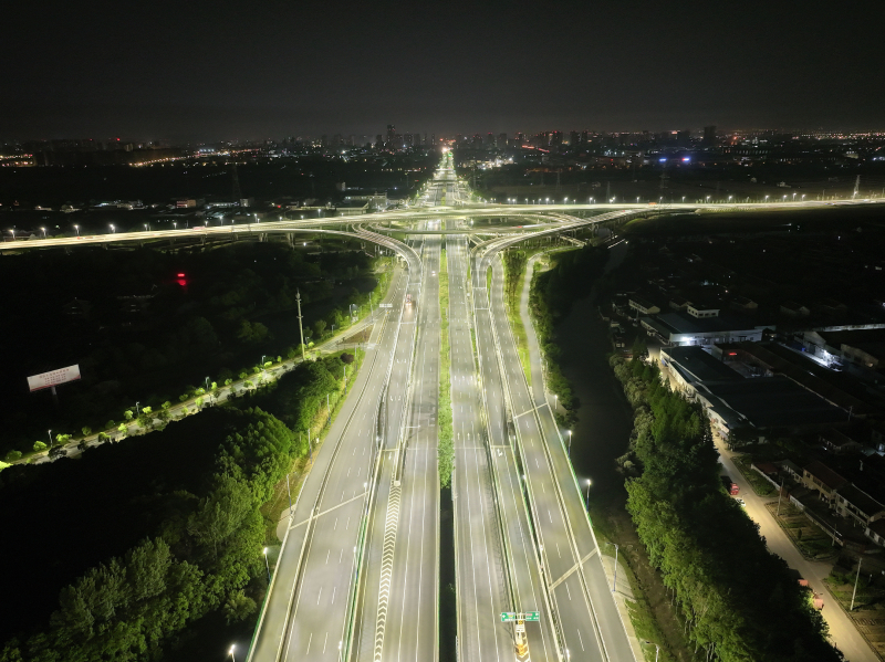 張家港市,以創(chuàng)新機(jī)制,打造,幸福光亮,低碳,民生,工程,新樣本