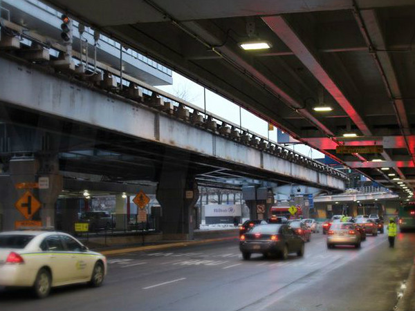 芝加哥奧黑爾國際機(jī)場LED路燈