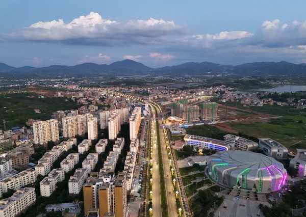 LED顯示屏,LED顯示屏廠(chǎng)家,LED照明廠(chǎng)家,照明解決方案,顯示屏解決方案